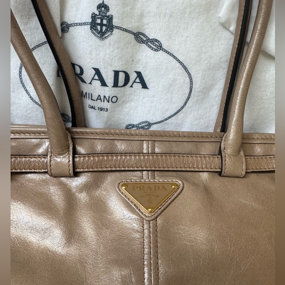 Prada Bonnie Medium Buckle Leather Bag - Picture 3 of 5